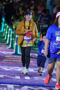 BIB: 3352
                            <button type="button" onclick="openModal(26261963)" class="btn btn-primary btn-sm float-right btn-popup" data-toggle="modal" data-target=".modal-high-quality">
                        <i class="fas fa-shopping-cart"></i> Add to Cart
                    </button>
                                            <button type="button" onclick="isThisMe(26261963, true)" class="btn btn-success btn-sm float-right btn-popup btn-isme hidden" data-toggle="tooltip" data-placement="bottom" title="นี่คือรูปของคุณใช่ไหม คลิกที่นี่เพื่อเอาเข้าอัลบั้ม">
                        <i class="fas fa-plus"></i> Add to album
                    </button>
                    <button type="button" onclick="isThisMe(26261963, false)" class="btn btn-warning btn-sm float-right btn-popup btn-isnotme hidden">
                        <i class="fas fa-ban"></i> Remove from album
                    </button>